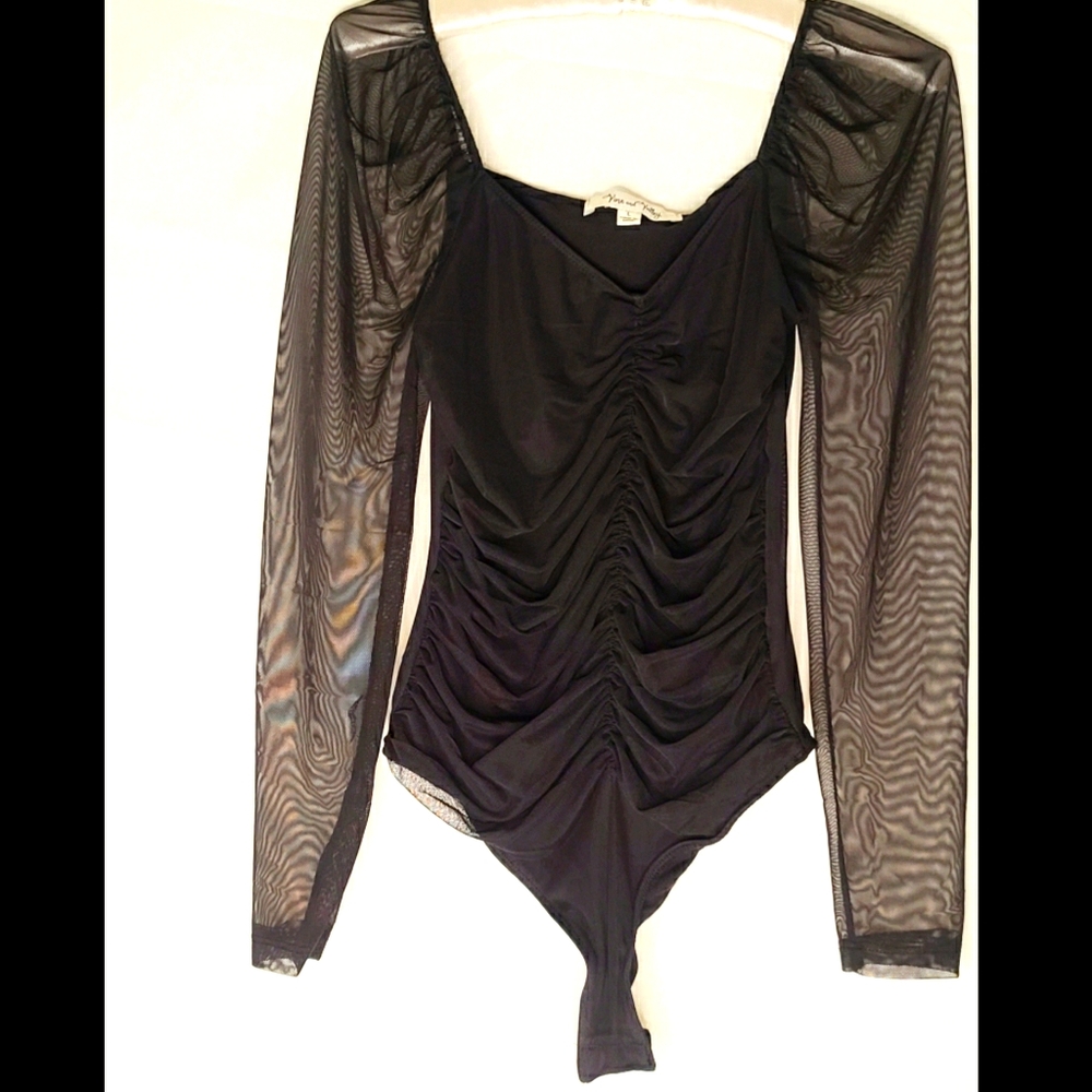 NWT - BLACK RUCHED BODYSUIT - JUNIOR'S LARGE